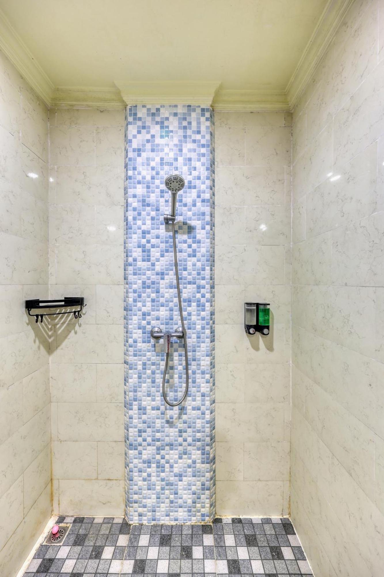 Rr Cottage Sakti 외부 사진